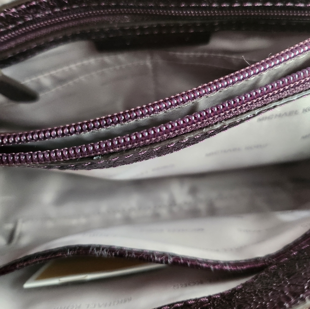 Michael Kors Sloan Large Chain Shoulder Bag damson pyramid quilt leather - Picture 9 of 12